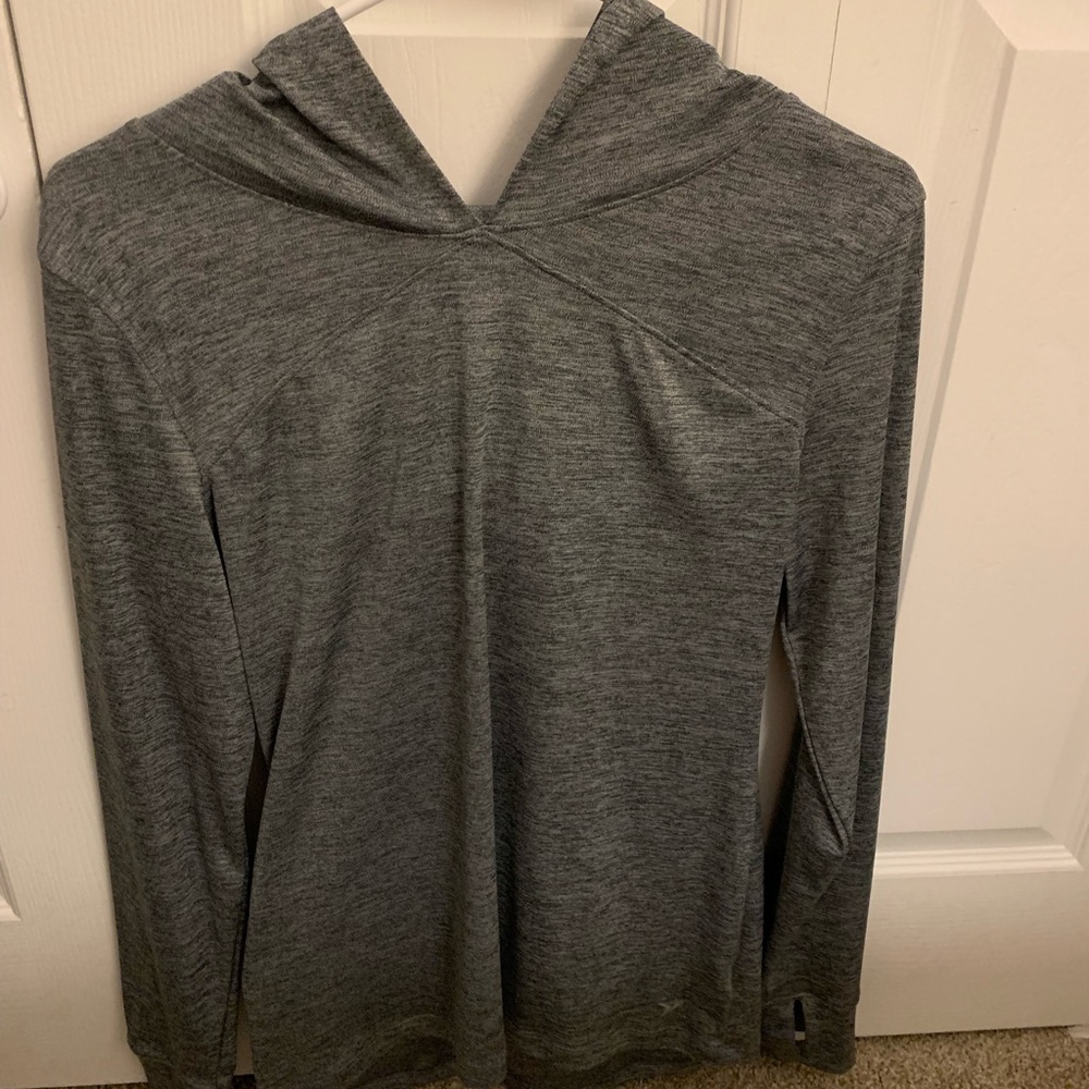 Workout pullover - Picture 1 of 1